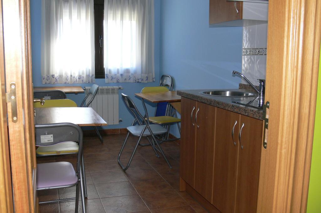 Hotel Casa Mariví Niembro Habitación foto