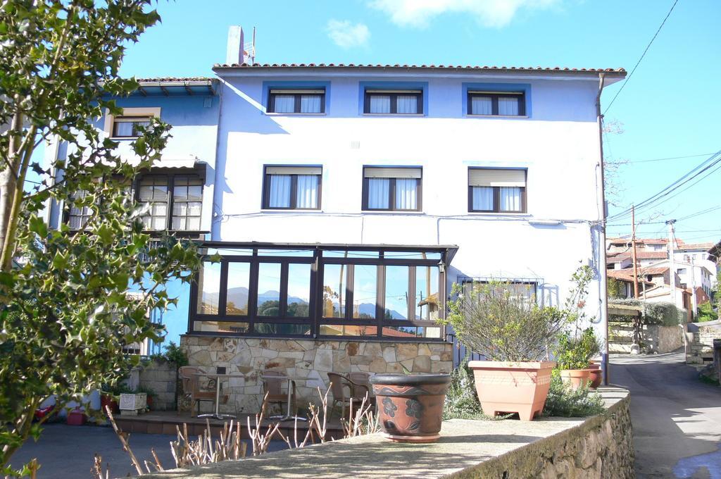 Hotel Casa Mariví Niembro Exterior foto